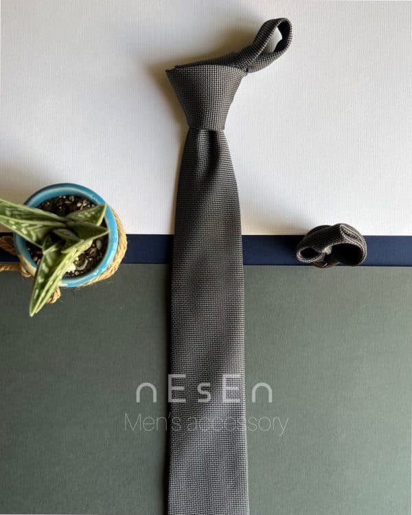 کراوات و دستمال جیب طوسی ساده