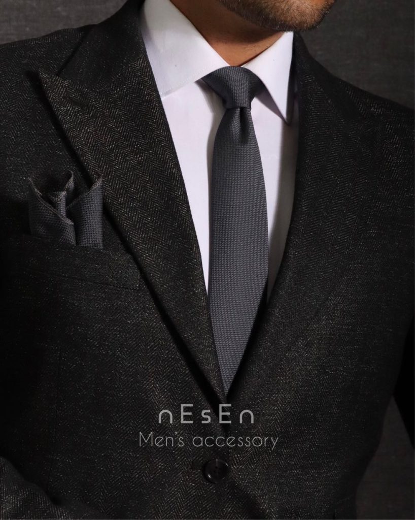 ست کراوات و دستمال جیب مردانه نسن | طوسی نوک‌مدادی ساده S41