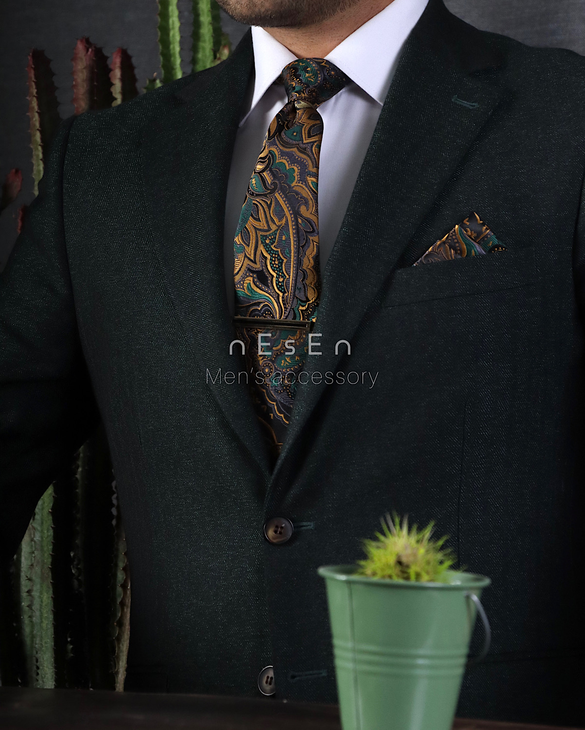 ست کراوات و دستمال جیب مردانه NESEN | سبز طلایی طرح بته‌جقه T133